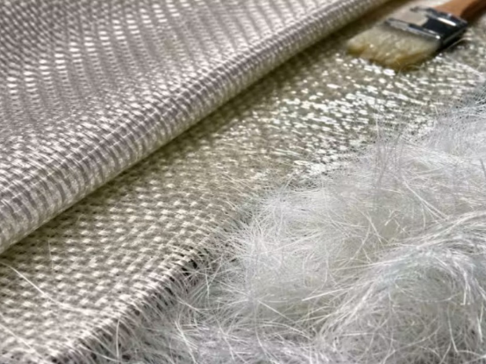 Woven roving and chopped strand fiberglass mat